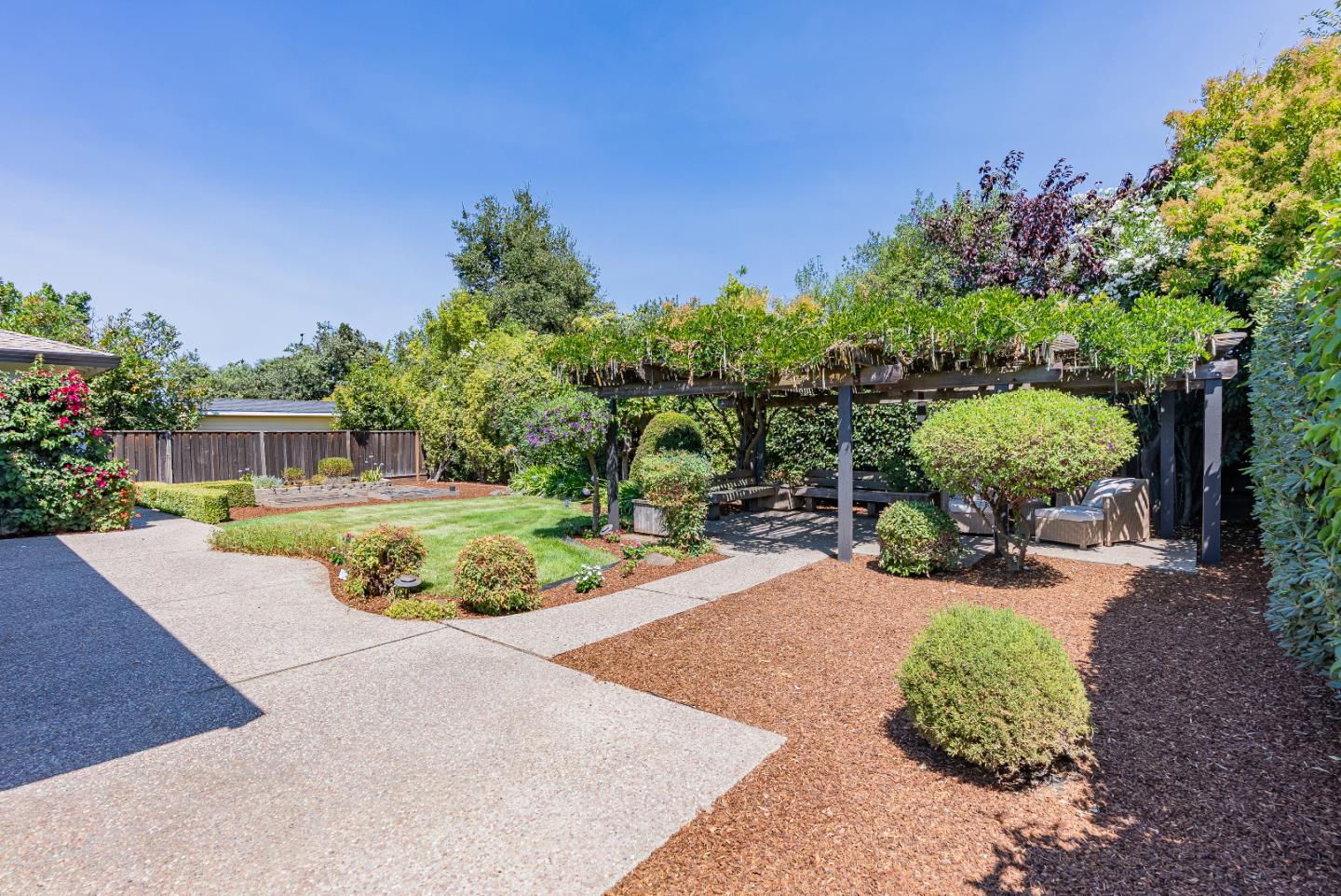 Detail Gallery Image 37 of 42 For 1514 Samedra St, Sunnyvale,  CA 94087 - 4 Beds | 2 Baths