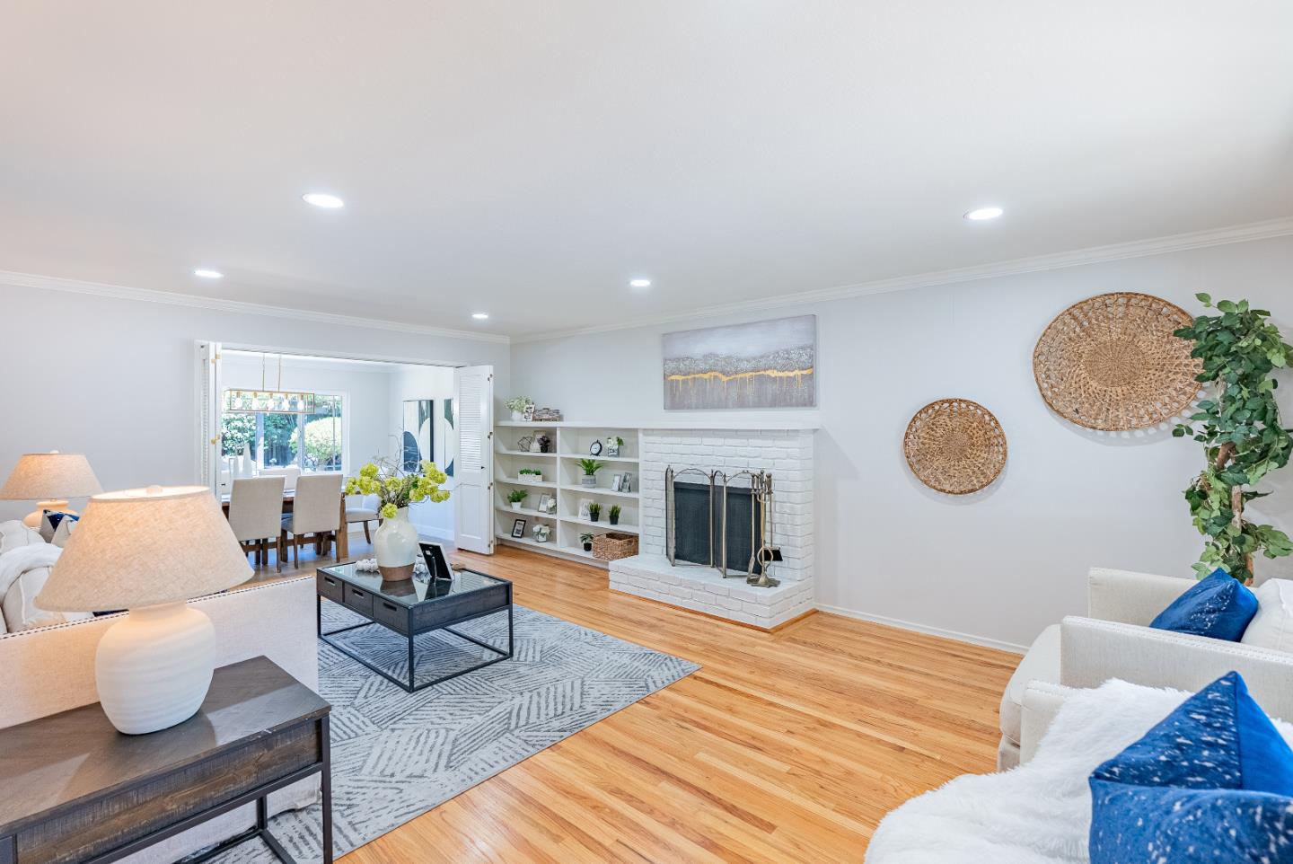Detail Gallery Image 6 of 42 For 1514 Samedra St, Sunnyvale,  CA 94087 - 4 Beds | 2 Baths
