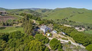 Detail Gallery Image 4 of 21 For 530 Payne Rd, San Juan Bautista,  CA 95045 - 5 Beds | 4/1 Baths