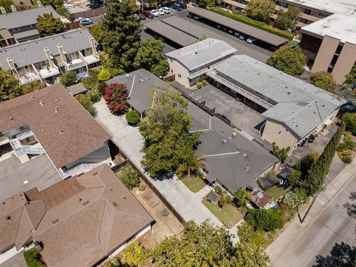 Detail Gallery Image 34 of 36 For 700 Mariposa Ave, Mountain View,  CA 94041 - – Beds | – Baths