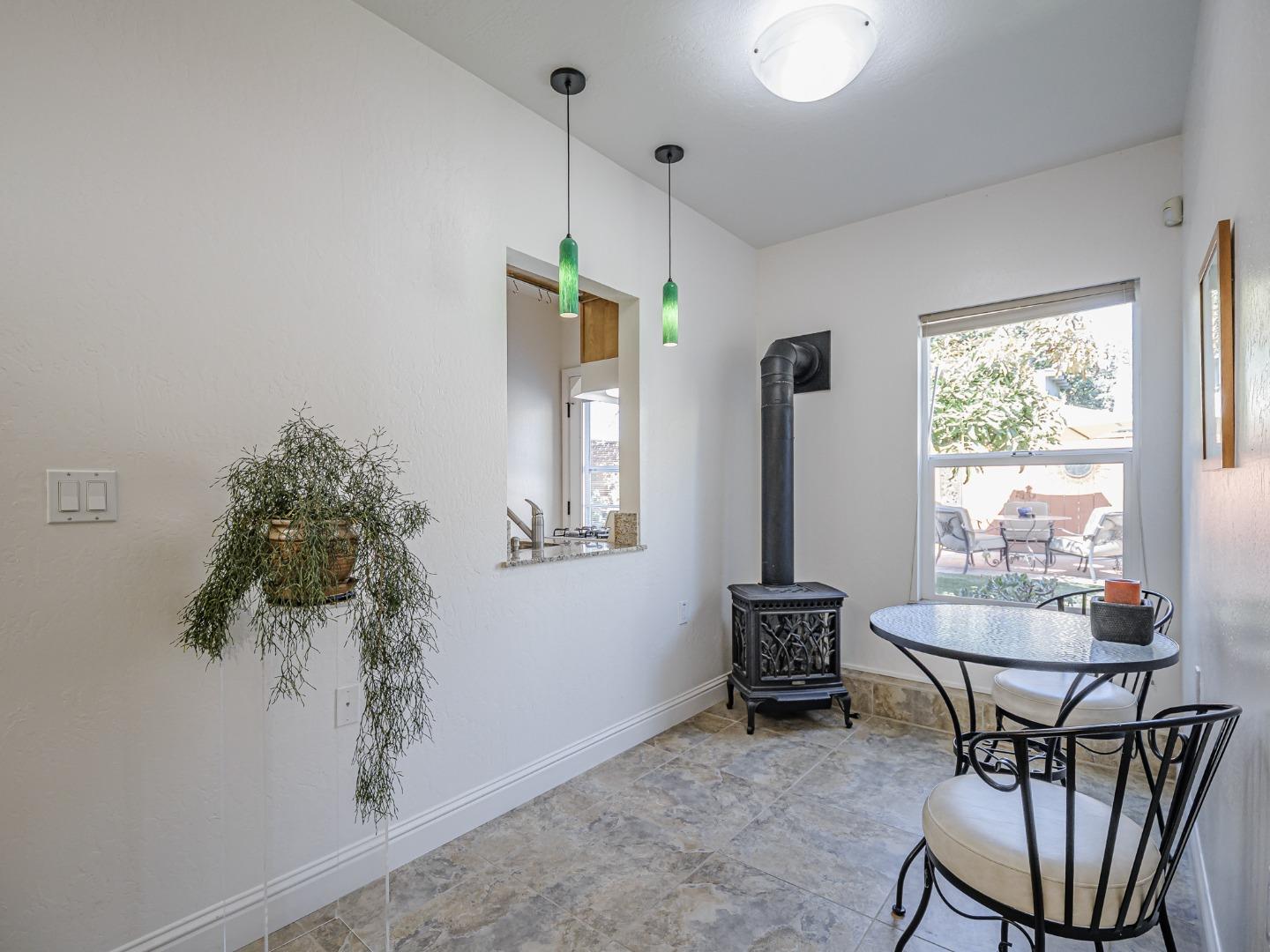 Detail Gallery Image 15 of 15 For 621 Oregon Street, Watsonville,  CA 95076 - 3 Beds | 2 Baths