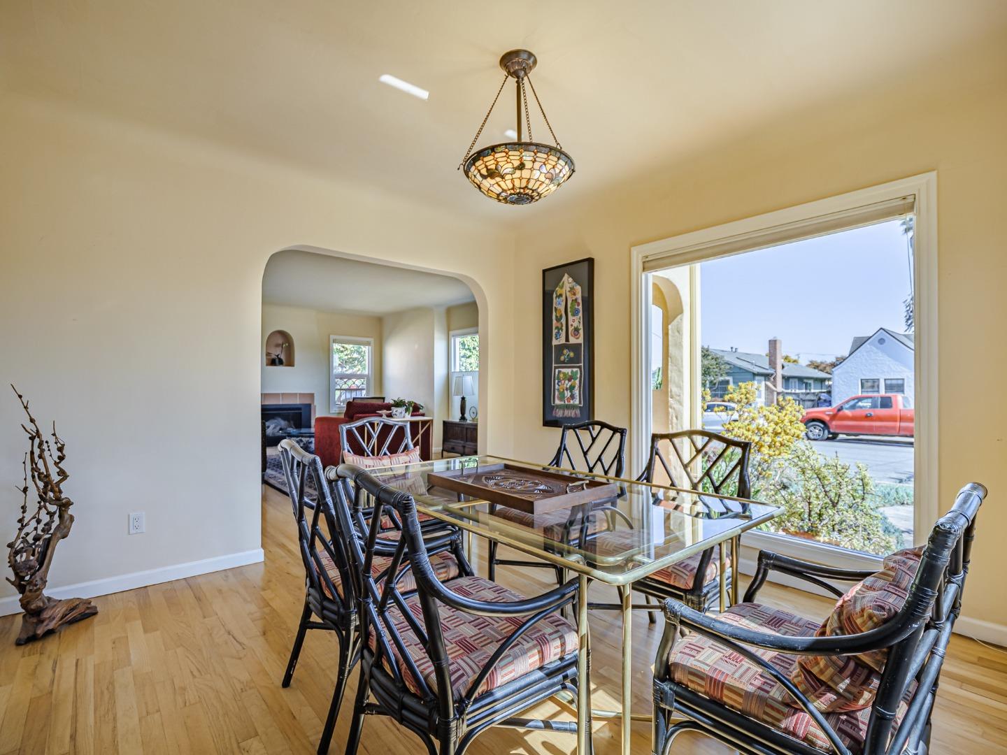 Detail Gallery Image 7 of 15 For 621 Oregon Street, Watsonville,  CA 95076 - 3 Beds | 2 Baths