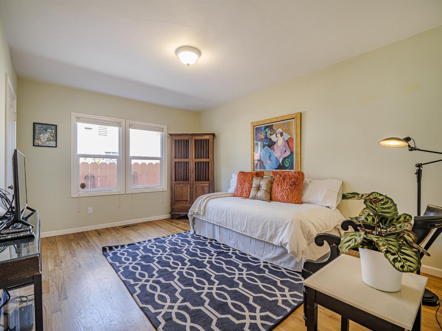 Detail Gallery Image 8 of 15 For 621 Oregon Street, Watsonville,  CA 95076 - 3 Beds | 2 Baths