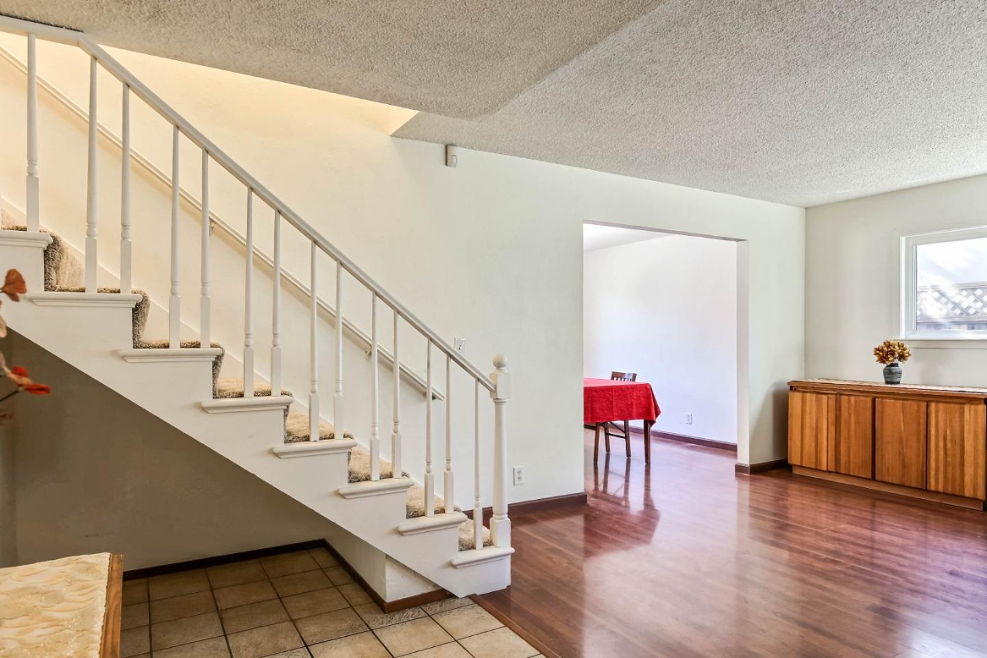 Detail Gallery Image 4 of 19 For 358 Utica Ln, San Jose,  CA 95123 - 4 Beds | 2/1 Baths