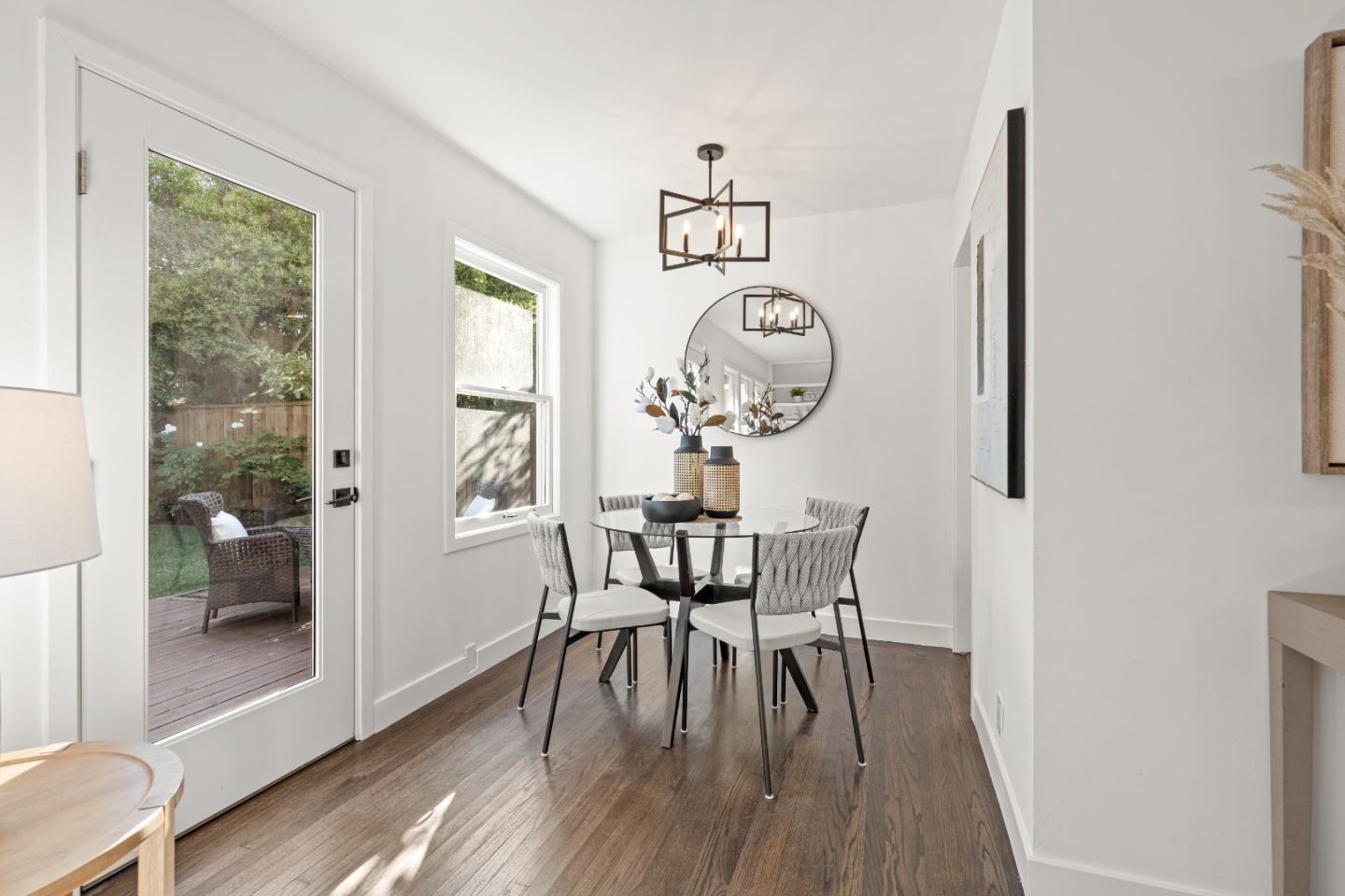 Detail Gallery Image 15 of 73 For 856 15th Ave, Menlo Park,  CA 94025 - 3 Beds | 2 Baths