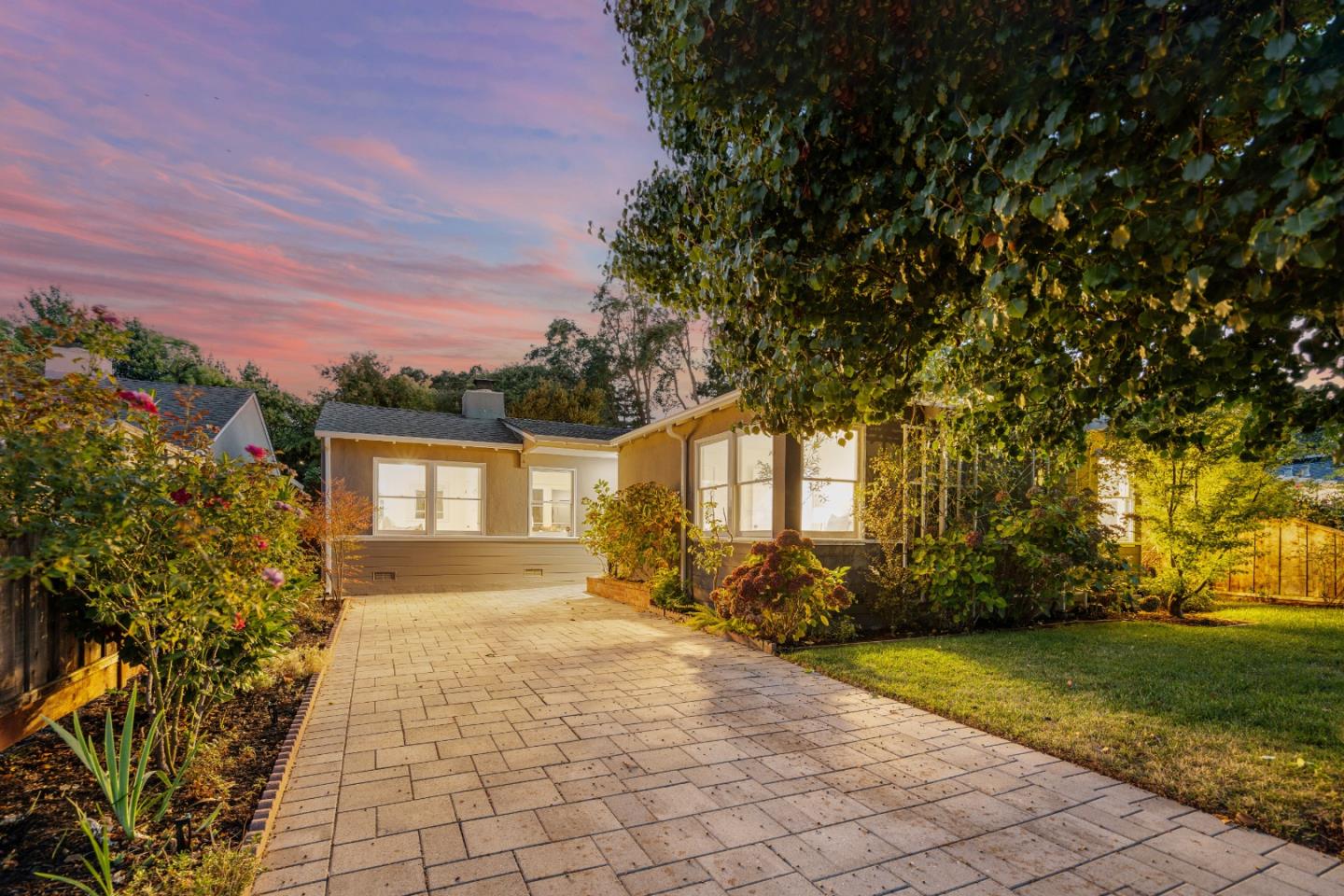 Detail Gallery Image 2 of 73 For 856 15th Ave, Menlo Park,  CA 94025 - 3 Beds | 2 Baths