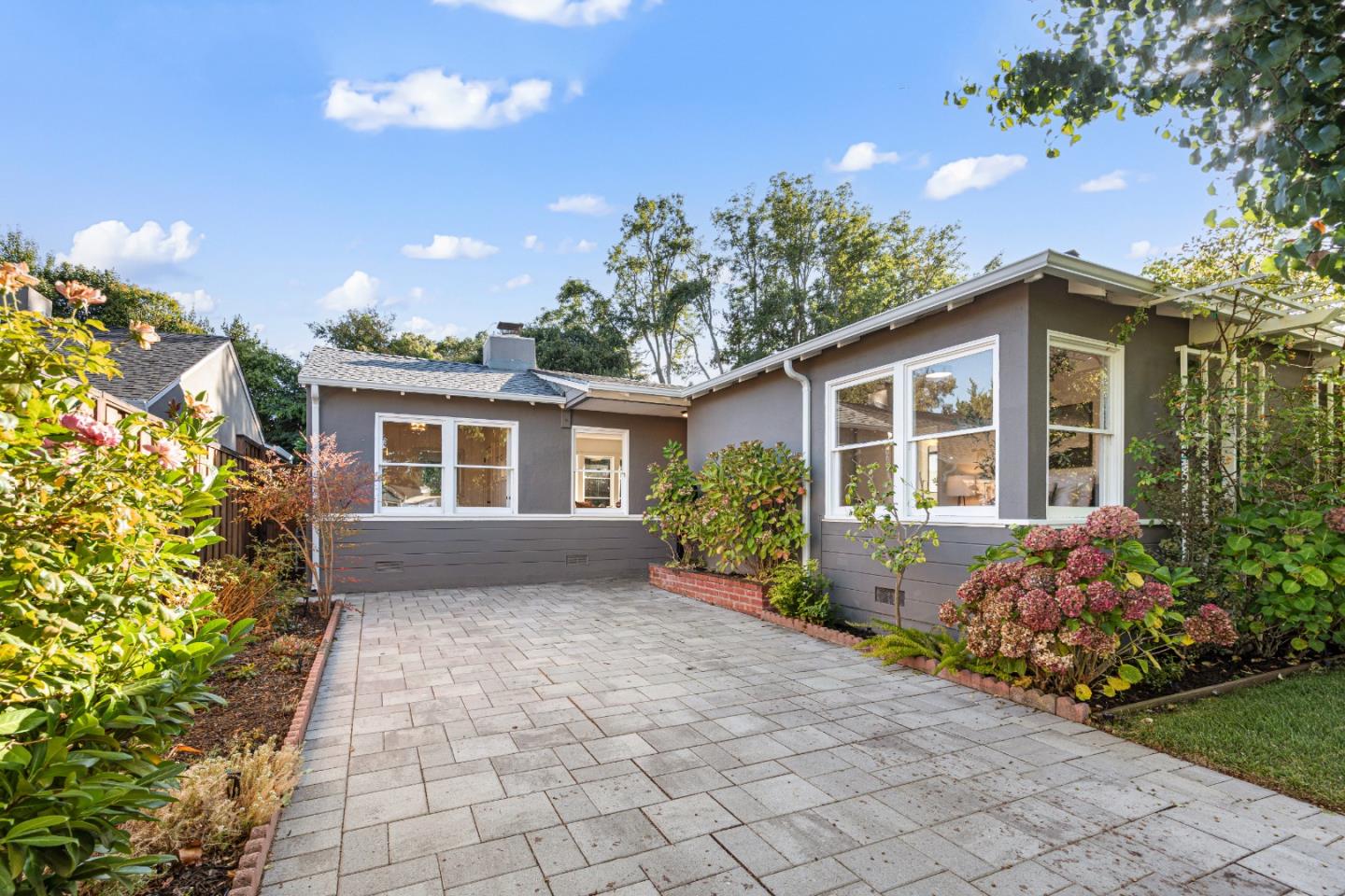 Detail Gallery Image 3 of 73 For 856 15th Ave, Menlo Park,  CA 94025 - 3 Beds | 2 Baths