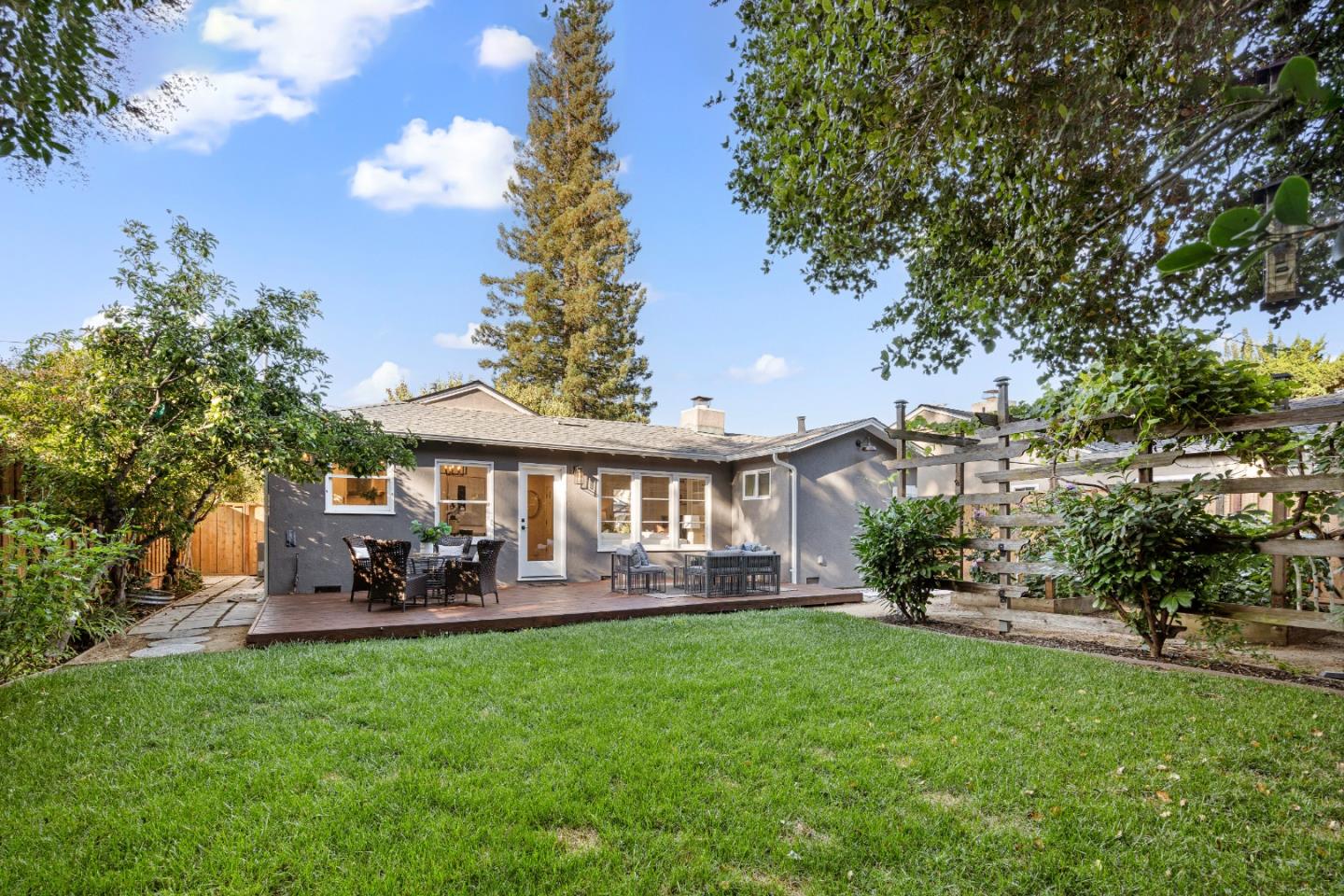 Detail Gallery Image 45 of 73 For 856 15th Ave, Menlo Park,  CA 94025 - 3 Beds | 2 Baths