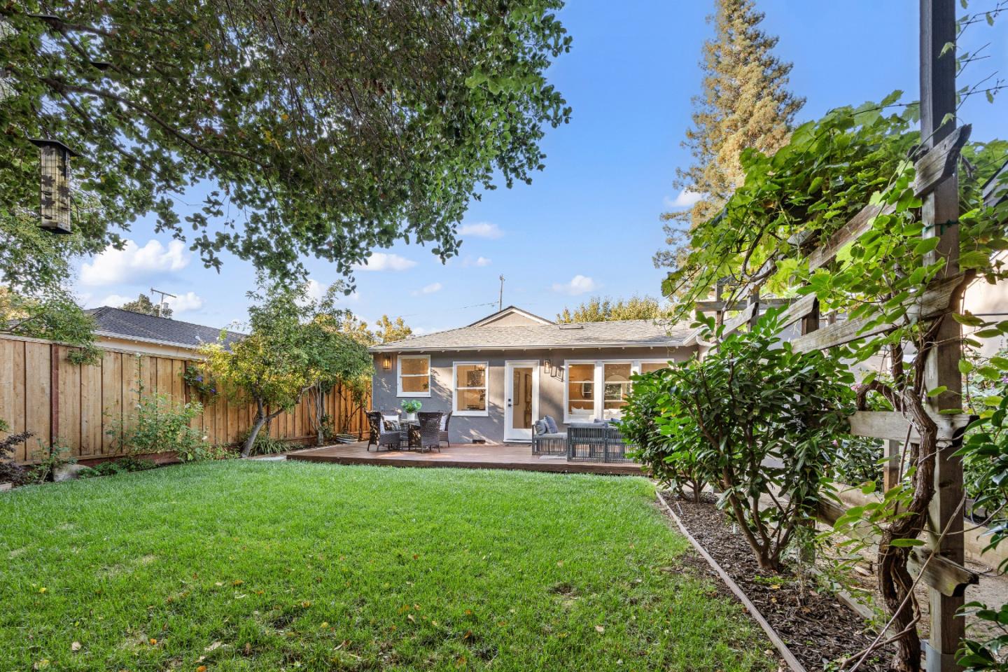 Detail Gallery Image 46 of 73 For 856 15th Ave, Menlo Park,  CA 94025 - 3 Beds | 2 Baths