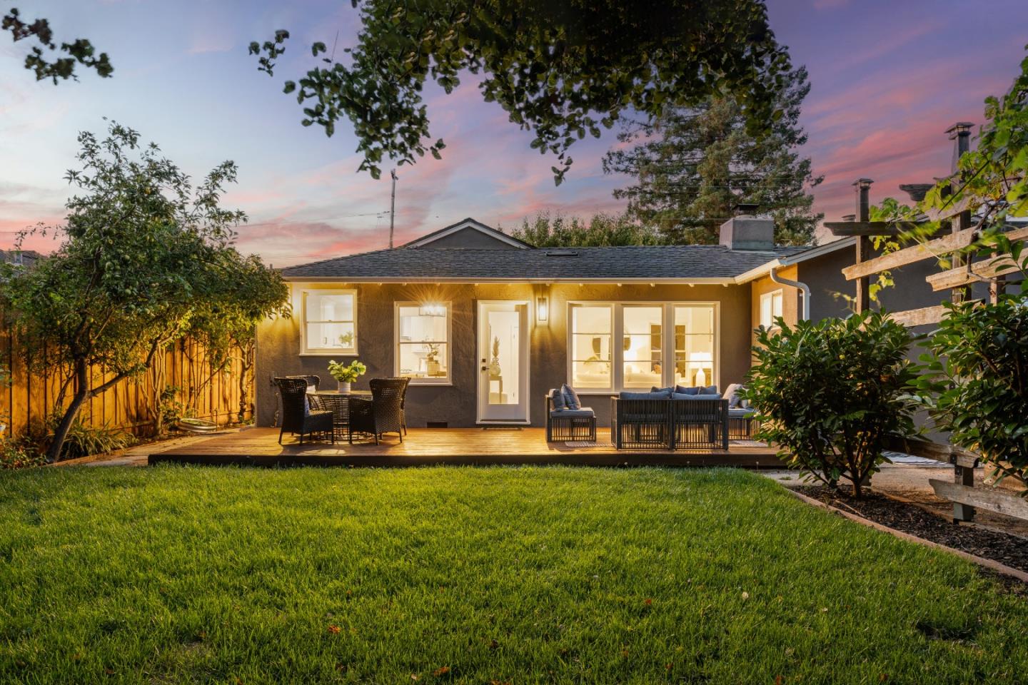 Detail Gallery Image 56 of 73 For 856 15th Ave, Menlo Park,  CA 94025 - 3 Beds | 2 Baths