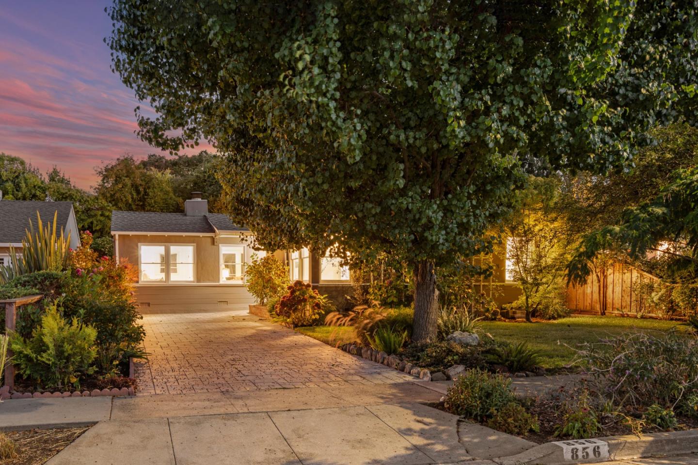 Detail Gallery Image 57 of 73 For 856 15th Ave, Menlo Park,  CA 94025 - 3 Beds | 2 Baths