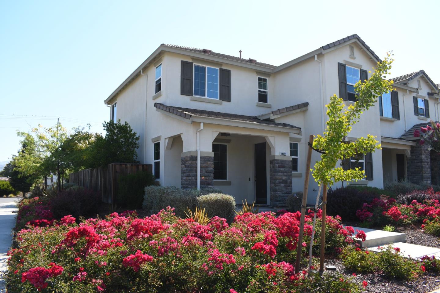 Detail Gallery Image 3 of 8 For 19051 Chicory Ln, Morgan Hill,  CA 95037 - 4 Beds | 2/1 Baths