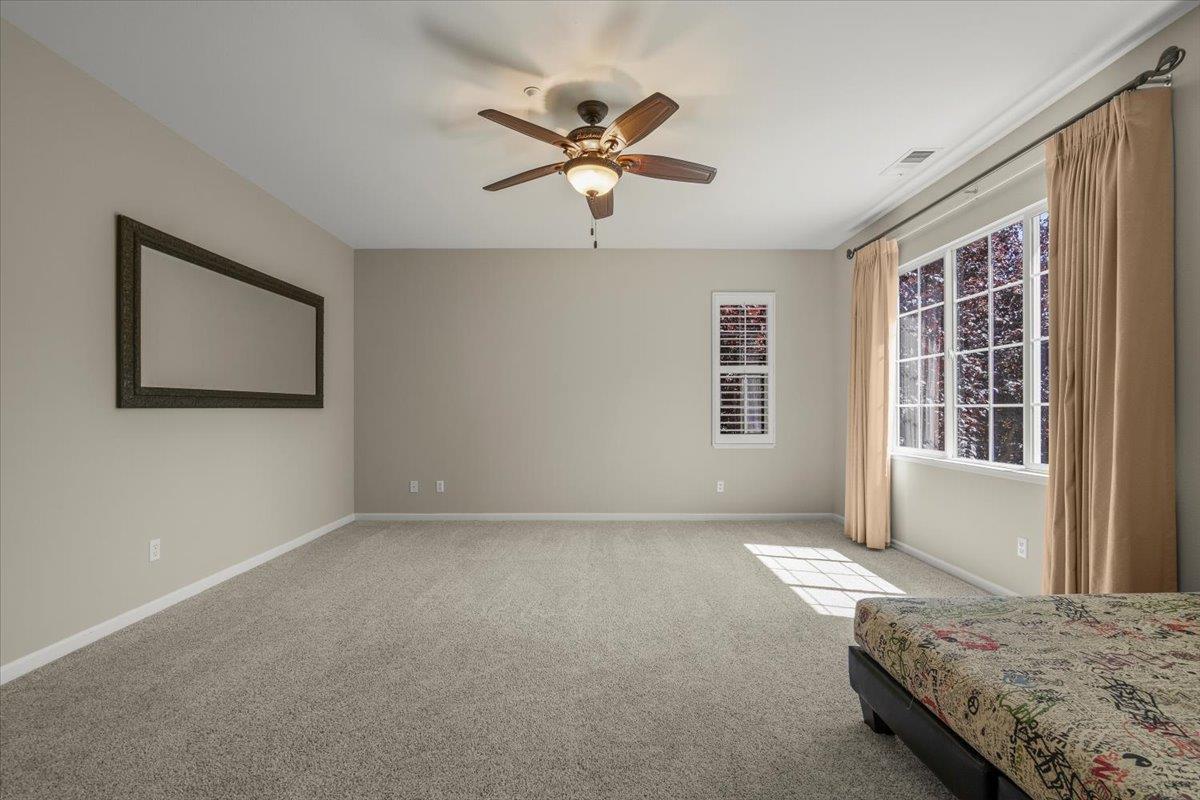Detail Gallery Image 17 of 35 For 7532 Strath Pl, Gilroy,  CA 95020 - 4 Beds | 3 Baths