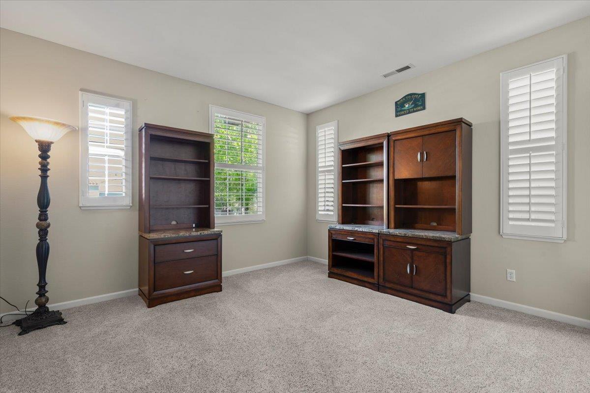 Detail Gallery Image 5 of 35 For 7532 Strath Pl, Gilroy,  CA 95020 - 4 Beds | 3 Baths