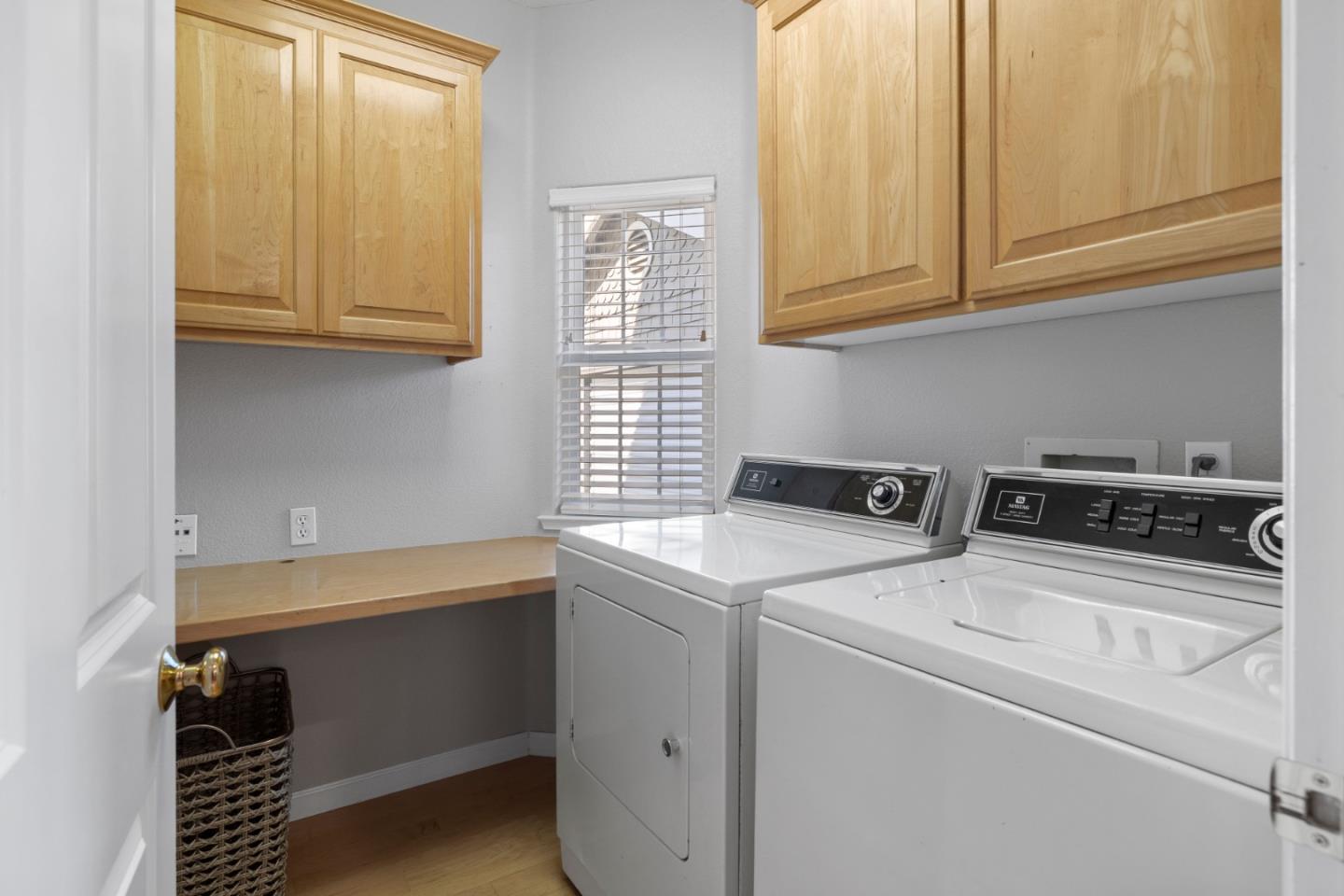 Detail Gallery Image 17 of 36 For 610 Gilroy Dr, Capitola,  CA 95010 - 2 Beds | 2/1 Baths