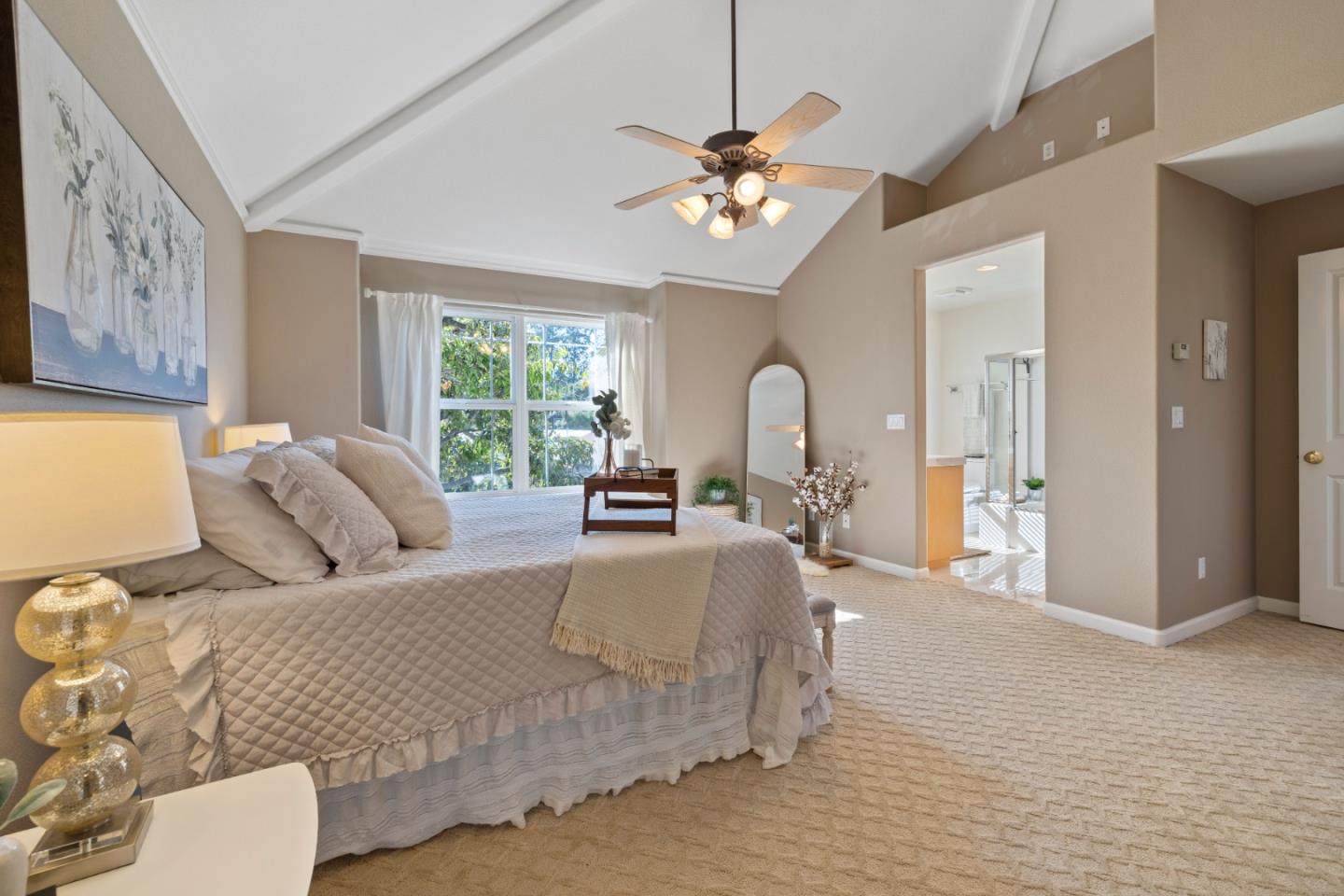 Detail Gallery Image 19 of 36 For 610 Gilroy Dr, Capitola,  CA 95010 - 2 Beds | 2/1 Baths