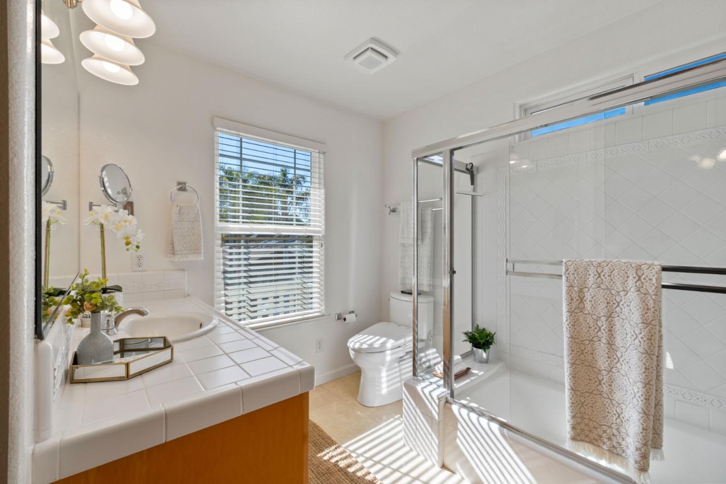 Detail Gallery Image 23 of 36 For 610 Gilroy Dr, Capitola,  CA 95010 - 2 Beds | 2/1 Baths