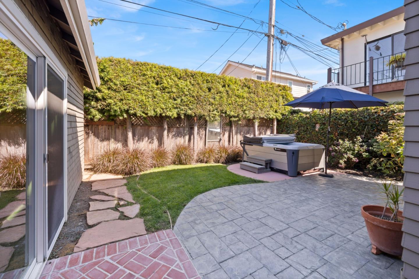 Detail Gallery Image 29 of 36 For 610 Gilroy Dr, Capitola,  CA 95010 - 2 Beds | 2/1 Baths