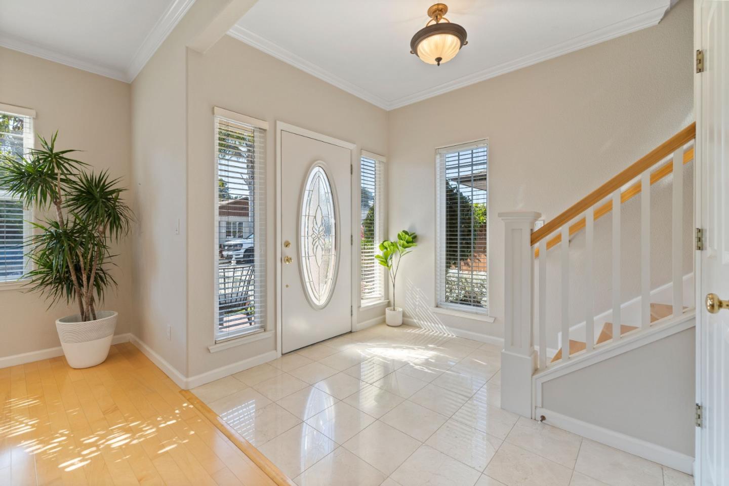 Detail Gallery Image 6 of 36 For 610 Gilroy Dr, Capitola,  CA 95010 - 2 Beds | 2/1 Baths