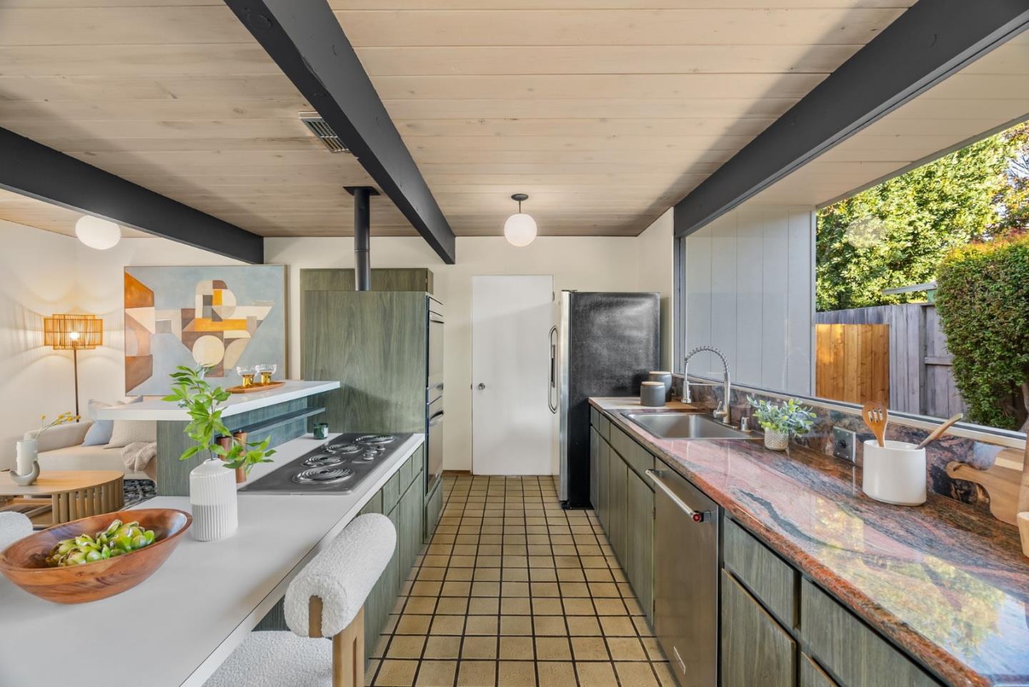 Detail Gallery Image 12 of 36 For 1339 Lennox Way, Sunnyvale,  CA 94087 - 4 Beds | 2 Baths