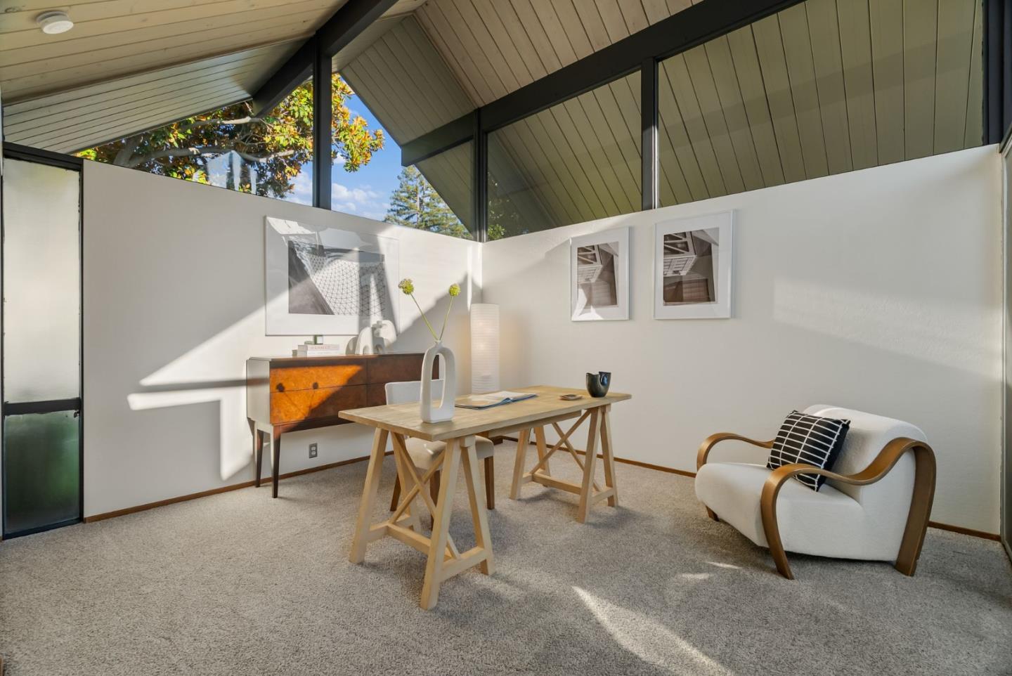 Detail Gallery Image 26 of 36 For 1339 Lennox Way, Sunnyvale,  CA 94087 - 4 Beds | 2 Baths
