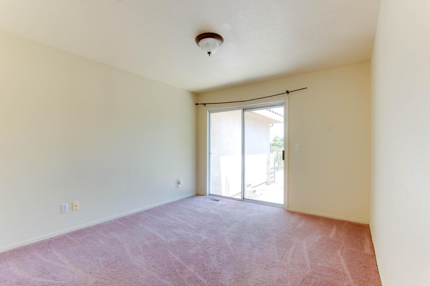 Detail Gallery Image 24 of 36 For 6460 Cabernet Dr, Hollister,  CA 95023 - 4 Beds | 2/1 Baths