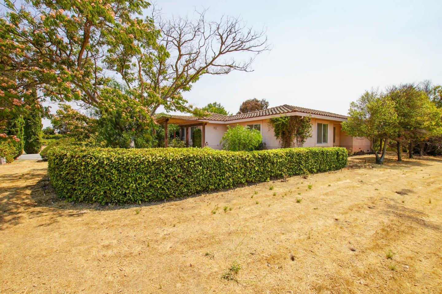 Detail Gallery Image 32 of 36 For 6460 Cabernet Dr, Hollister,  CA 95023 - 4 Beds | 2/1 Baths