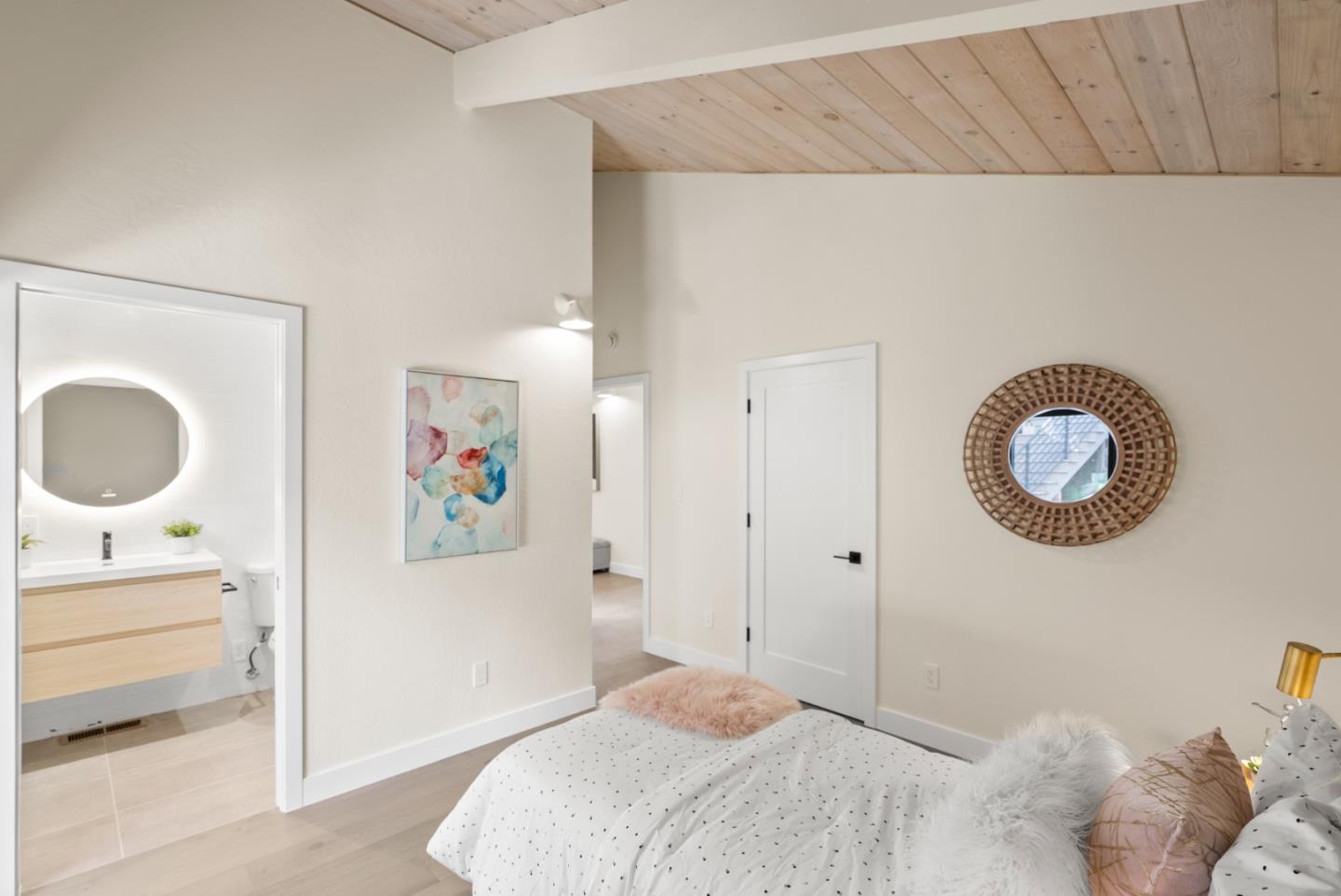 Detail Gallery Image 31 of 44 For 227 Winding Way, San Carlos,  CA 94070 - 4 Beds | 3 Baths