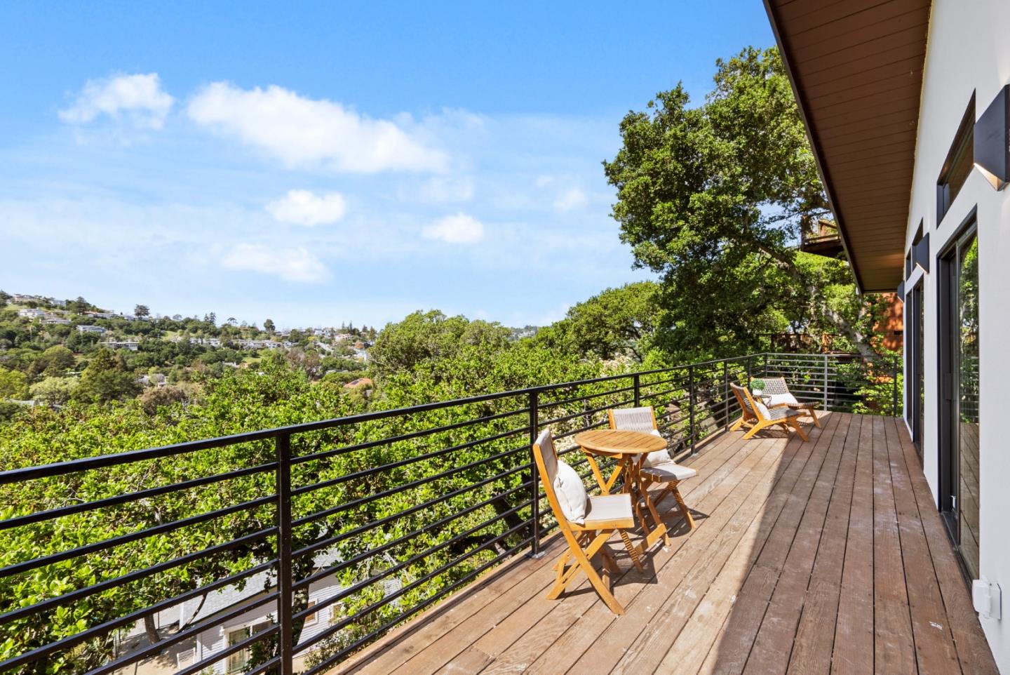 Detail Gallery Image 38 of 44 For 227 Winding Way, San Carlos,  CA 94070 - 4 Beds | 3 Baths