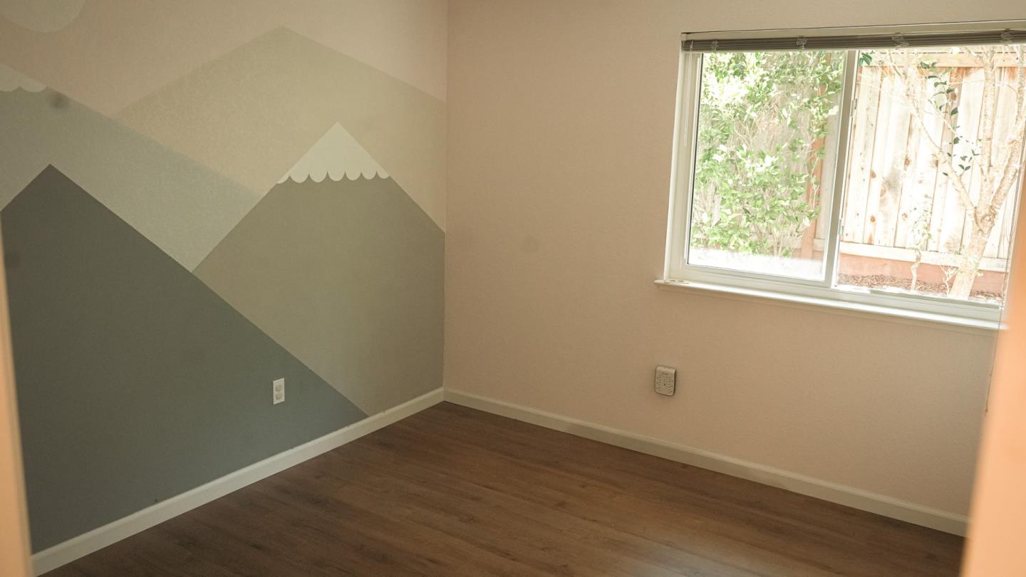 Detail Gallery Image 15 of 25 For 5486 Deer Run Dr, El Sobrante,  CA 94803 - 3 Beds | 2 Baths