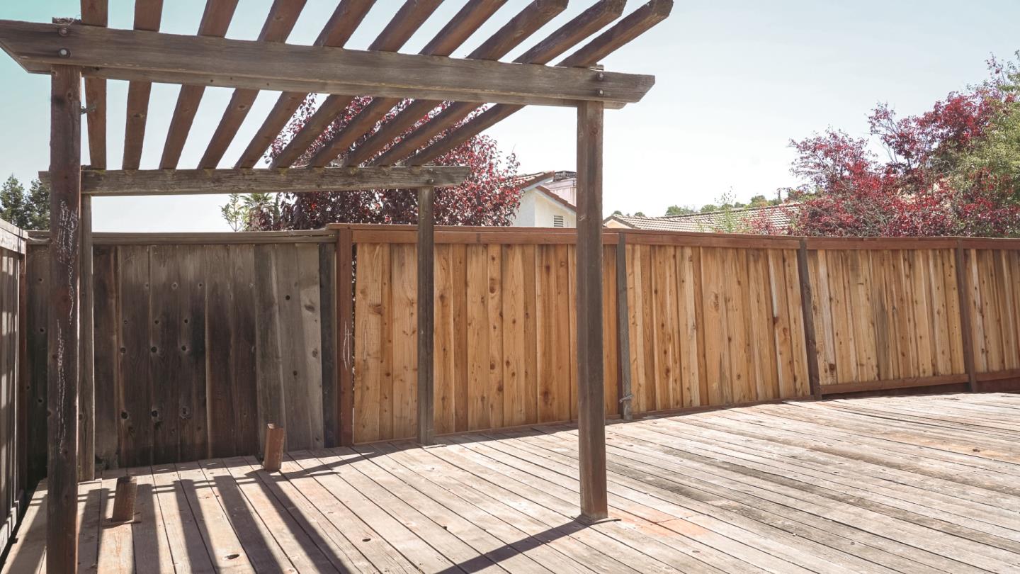 Detail Gallery Image 23 of 25 For 5486 Deer Run Dr, El Sobrante,  CA 94803 - 3 Beds | 2 Baths