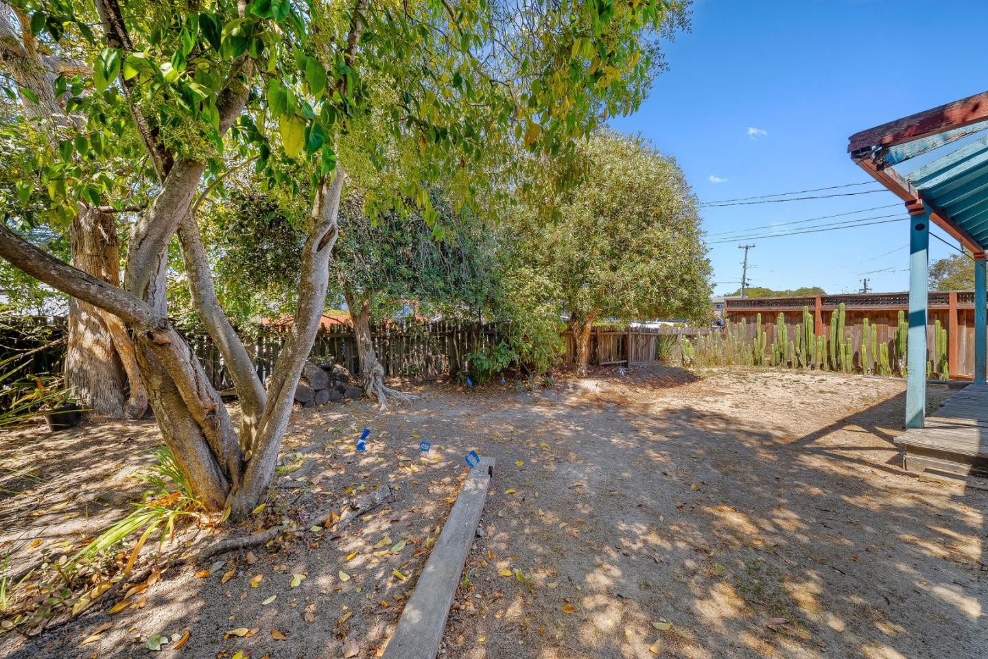 Detail Gallery Image 31 of 39 For 351 Oxford Way, Santa Cruz,  CA 95060 - 3 Beds | 2 Baths