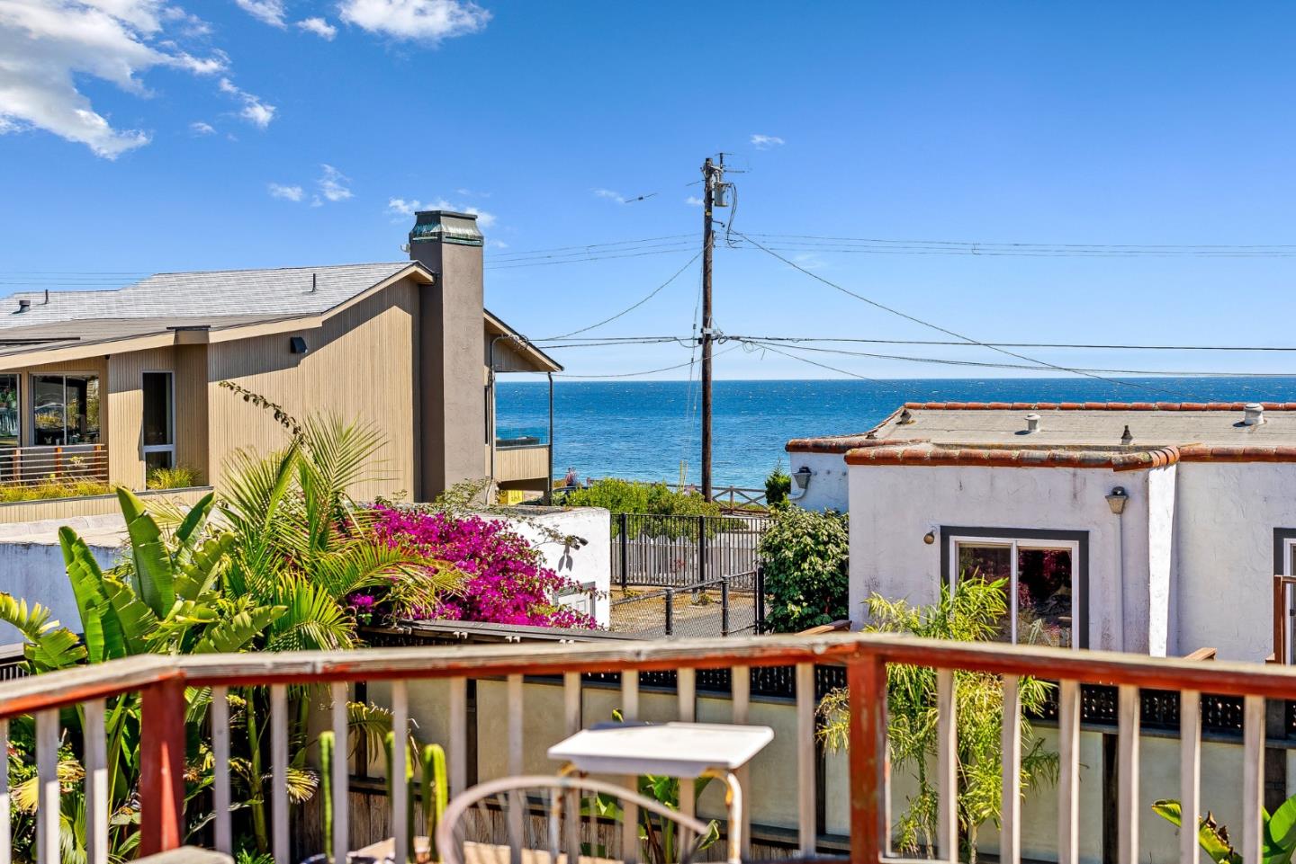 Detail Gallery Image 5 of 39 For 351 Oxford Way, Santa Cruz,  CA 95060 - 3 Beds | 2 Baths