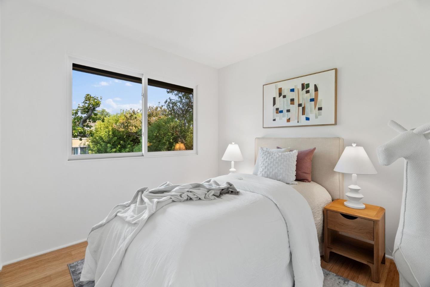 Detail Gallery Image 11 of 20 For 498 Fulton St, Palo Alto,  CA 94301 - 3 Beds | 2/1 Baths