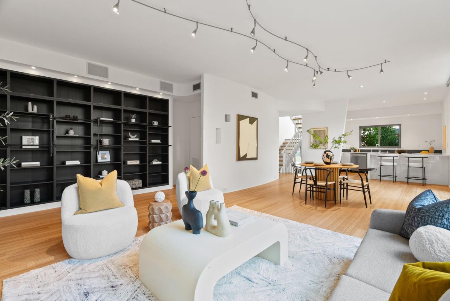 Detail Gallery Image 4 of 20 For 498 Fulton St, Palo Alto,  CA 94301 - 3 Beds | 2/1 Baths
