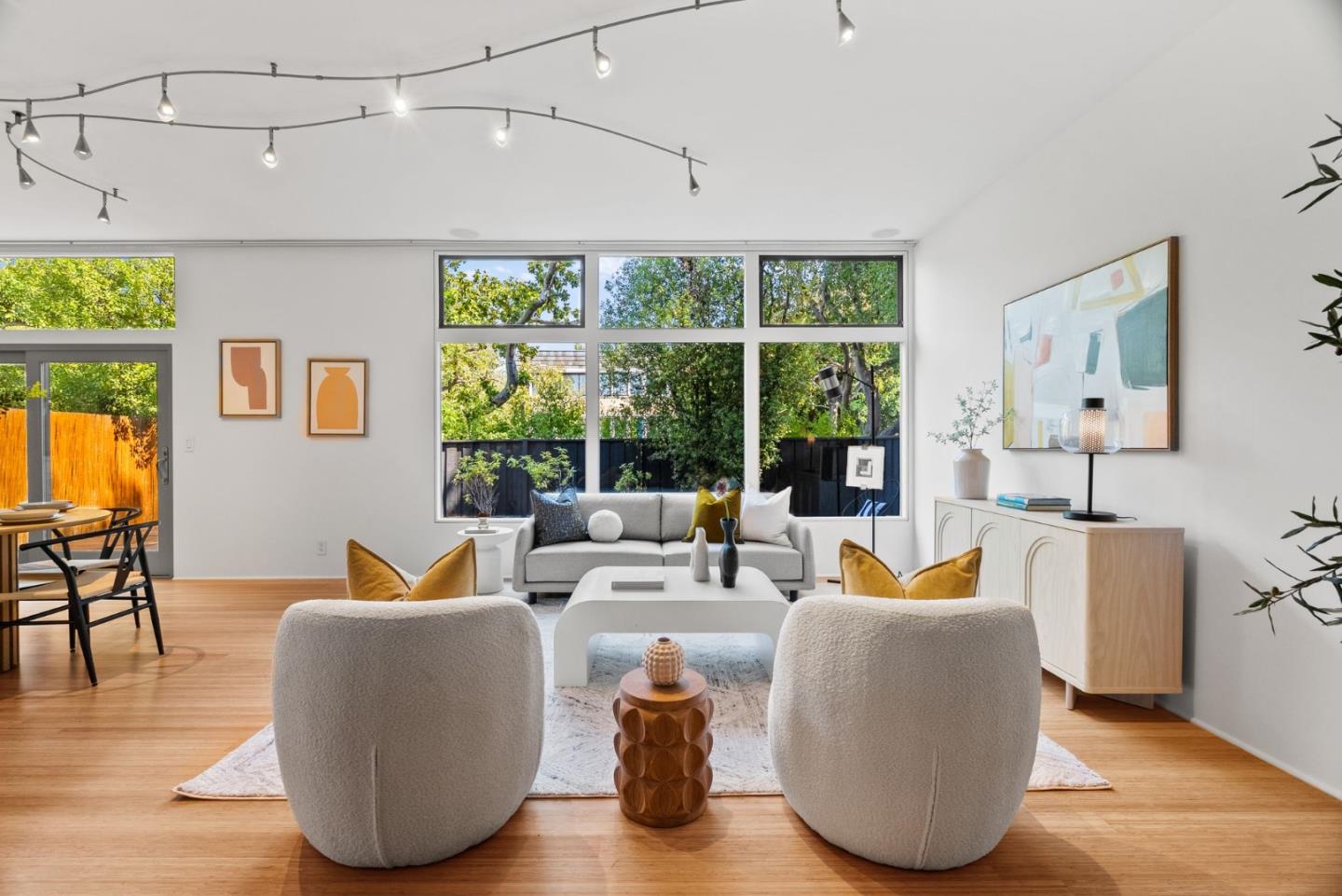 Detail Gallery Image 5 of 20 For 498 Fulton St, Palo Alto,  CA 94301 - 3 Beds | 2/1 Baths