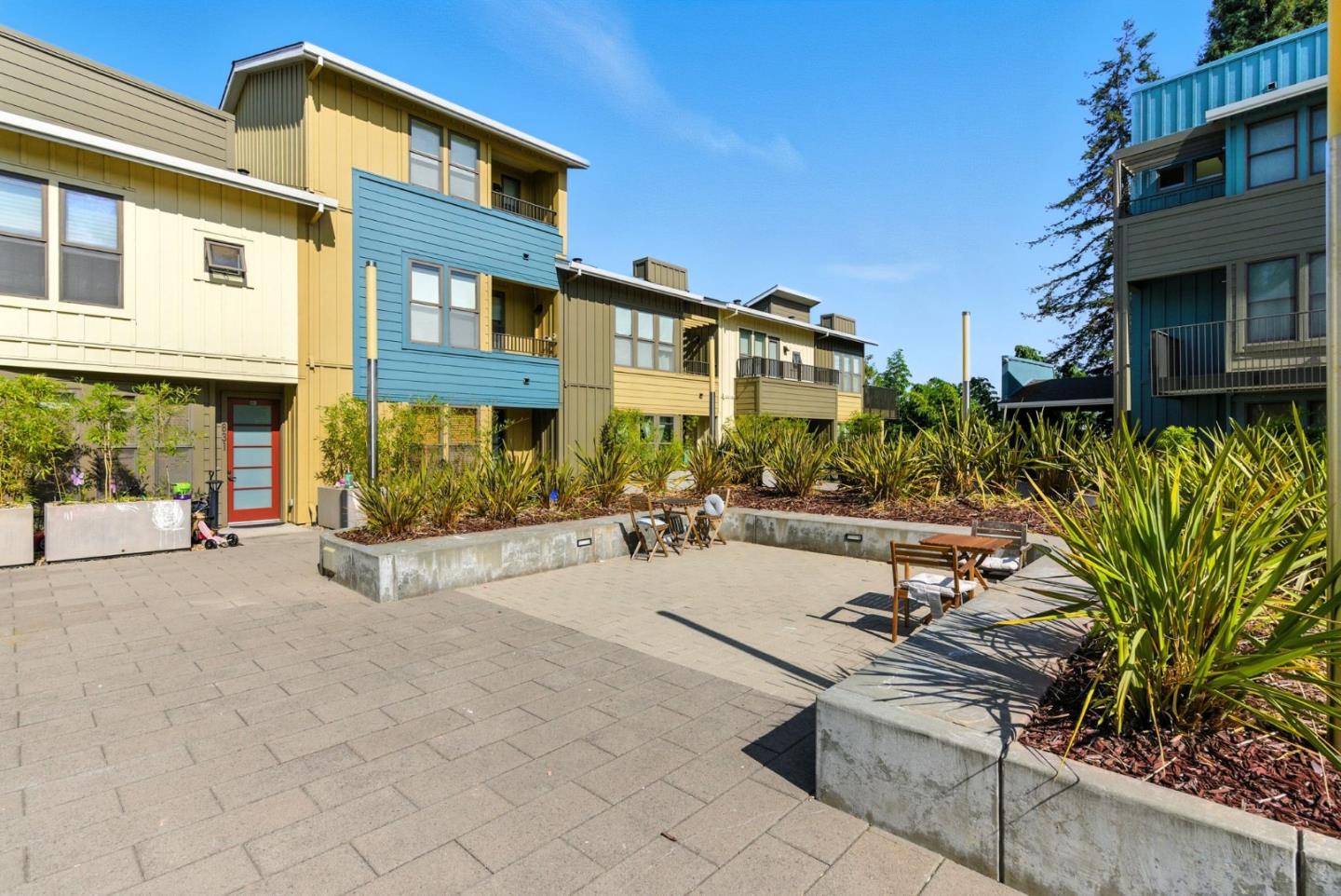 Detail Gallery Image 27 of 28 For 866 Altaire Walk, Palo Alto,  CA 94303 - 3 Beds | 2/1 Baths