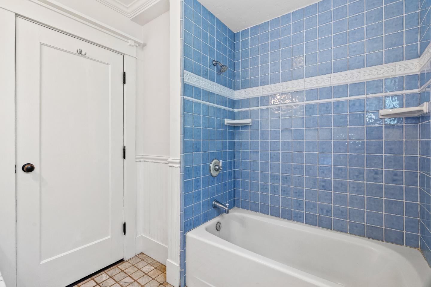 Detail Gallery Image 28 of 52 For 1719 Bay St, Santa Cruz,  CA 95060 - 2 Beds | 1/1 Baths