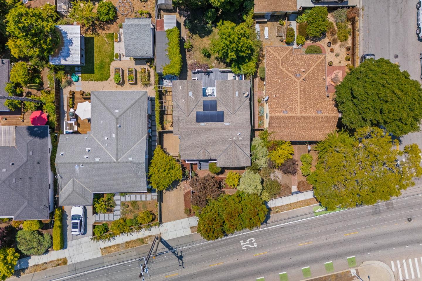 Detail Gallery Image 39 of 52 For 1719 Bay St, Santa Cruz,  CA 95060 - 2 Beds | 1/1 Baths