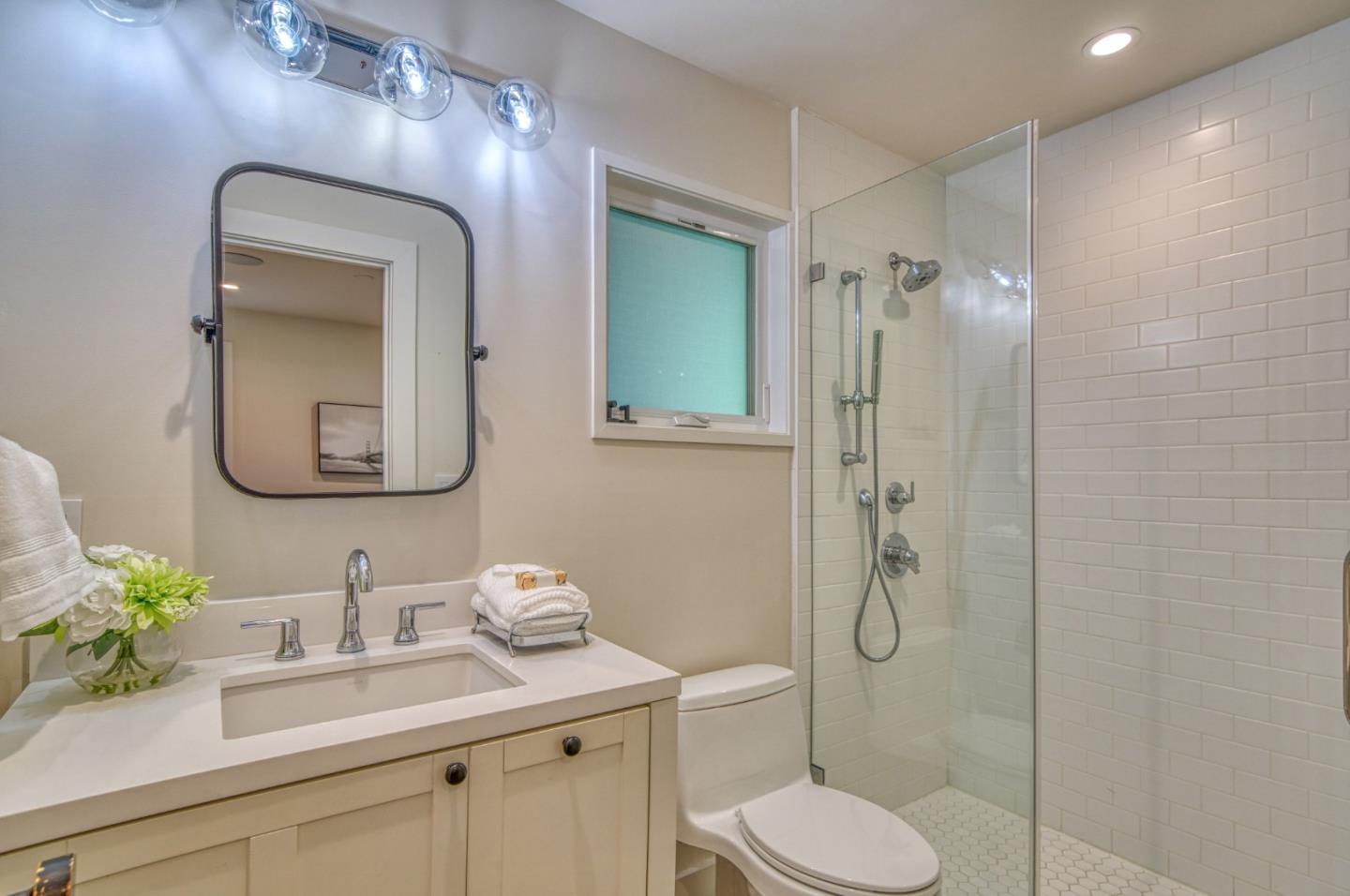 Detail Gallery Image 20 of 88 For 2059 Jonathan Ave, San Jose,  CA 95125 - 4 Beds | 3 Baths