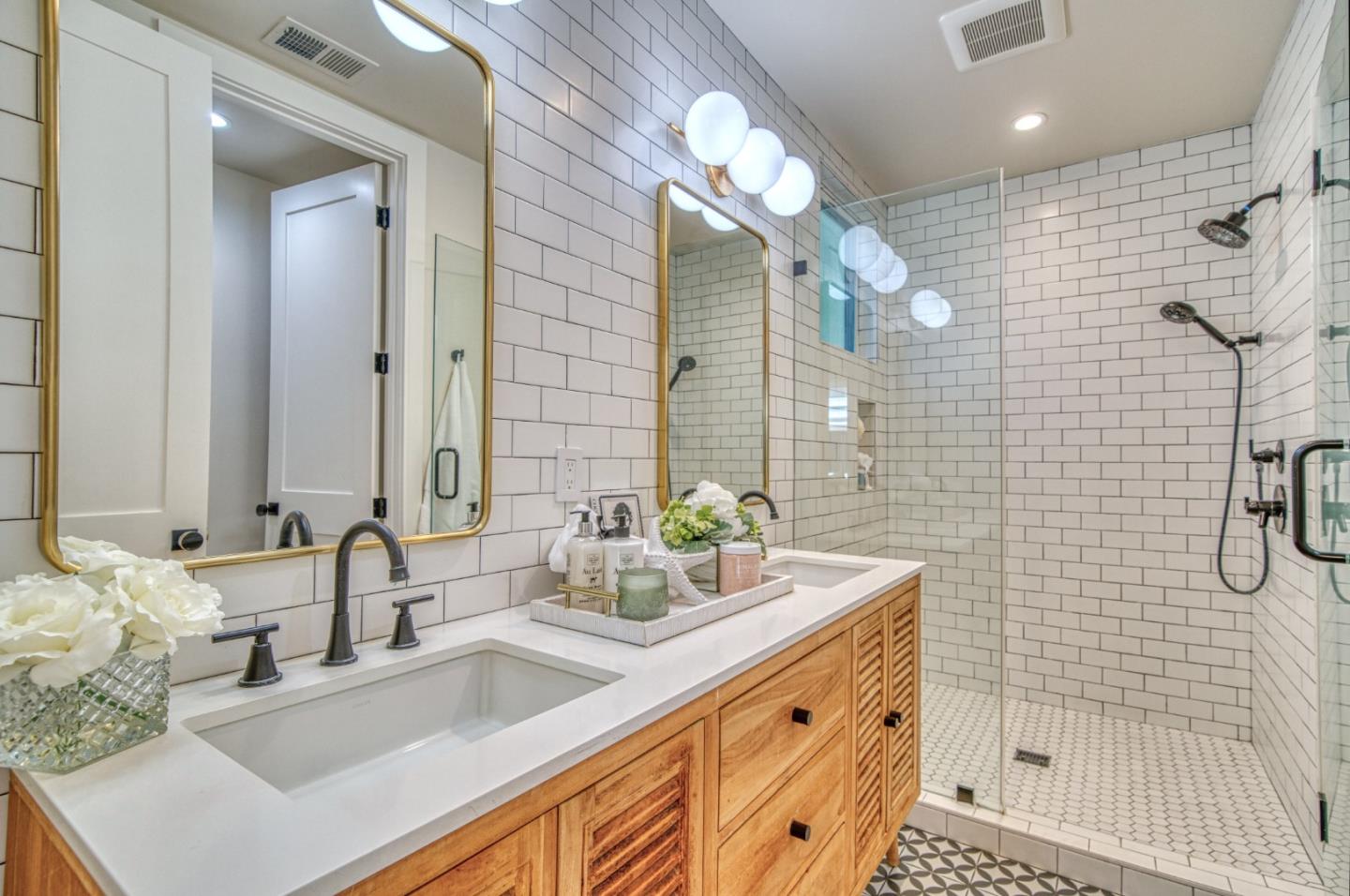Detail Gallery Image 33 of 88 For 2059 Jonathan Ave, San Jose,  CA 95125 - 4 Beds | 3 Baths