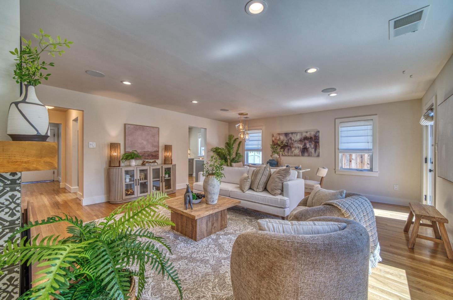 Detail Gallery Image 4 of 88 For 2059 Jonathan Ave, San Jose,  CA 95125 - 4 Beds | 3 Baths