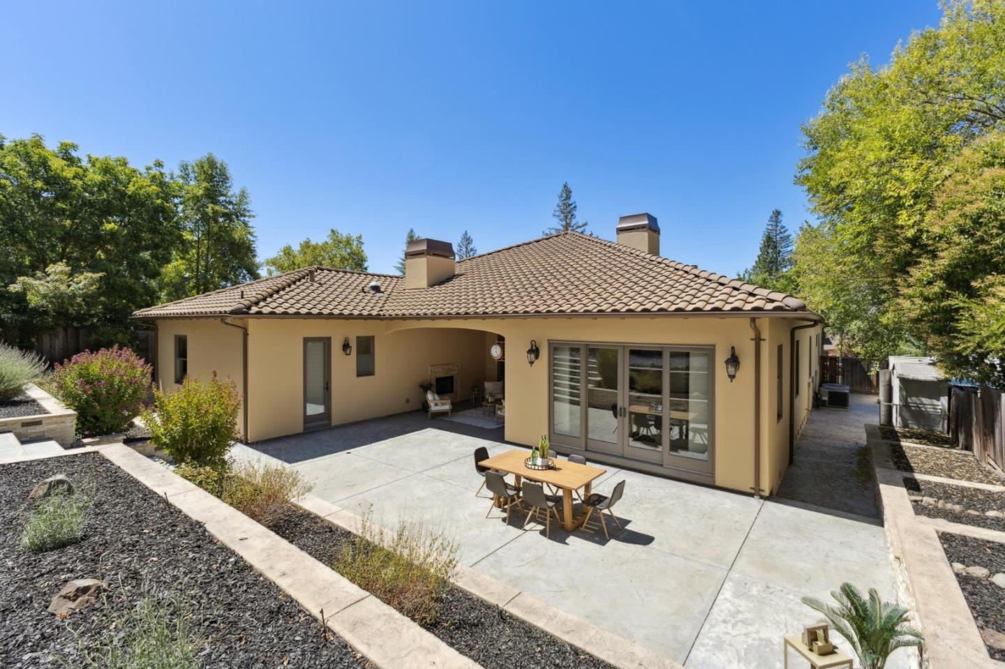 Detail Gallery Image 104 of 142 For 716 Rosewood Dr, Walnut Creek,  CA 94596 - 4 Beds | 4/1 Baths