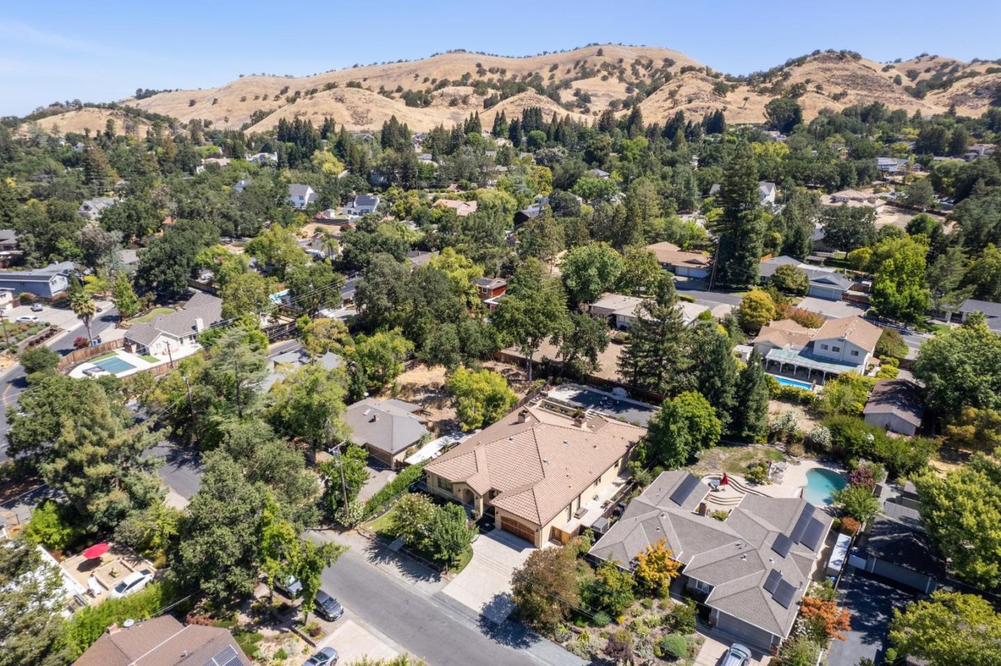 Detail Gallery Image 132 of 142 For 716 Rosewood Dr, Walnut Creek,  CA 94596 - 4 Beds | 4/1 Baths