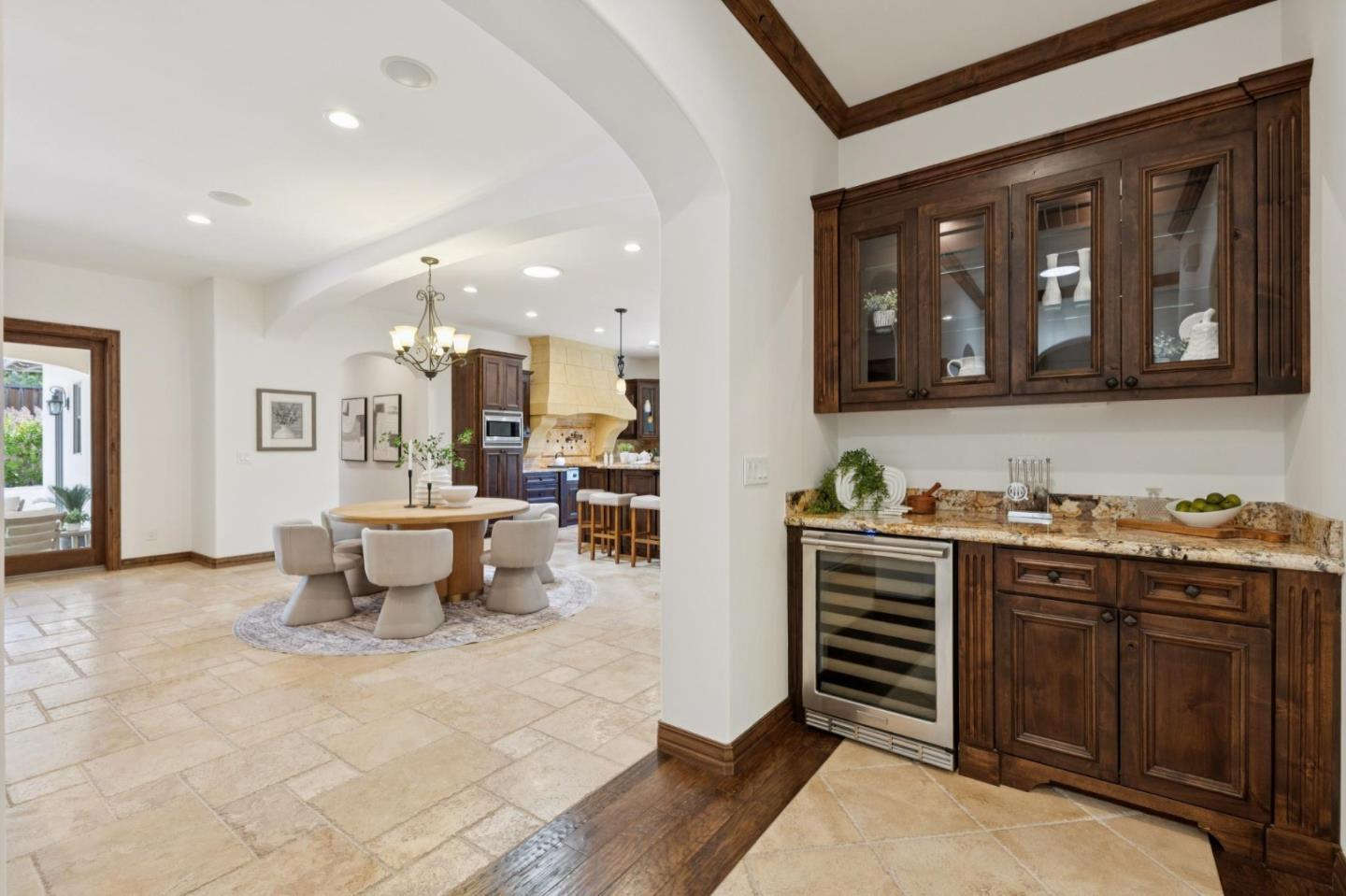 Detail Gallery Image 19 of 142 For 716 Rosewood Dr, Walnut Creek,  CA 94596 - 4 Beds | 4/1 Baths