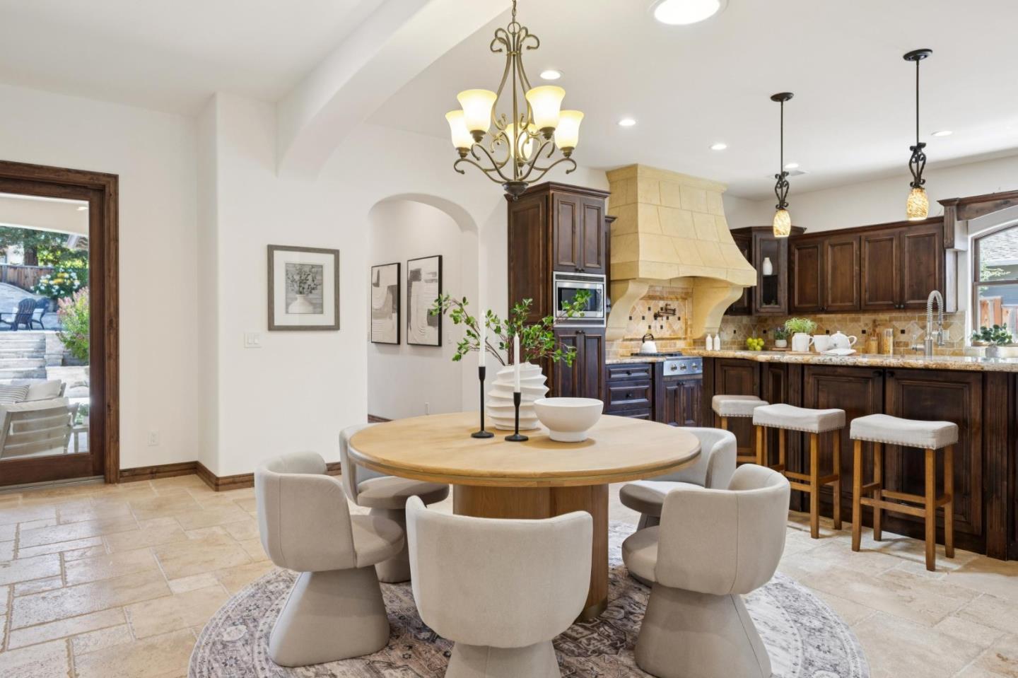 Detail Gallery Image 21 of 142 For 716 Rosewood Dr, Walnut Creek,  CA 94596 - 4 Beds | 4/1 Baths