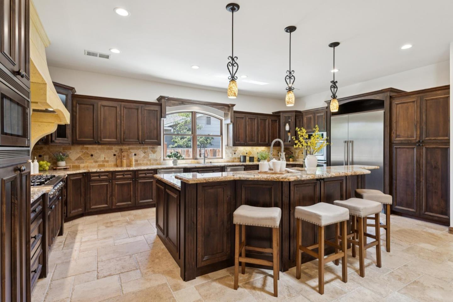 Detail Gallery Image 25 of 142 For 716 Rosewood Dr, Walnut Creek,  CA 94596 - 4 Beds | 4/1 Baths