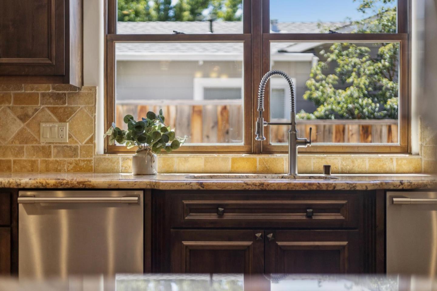 Detail Gallery Image 27 of 142 For 716 Rosewood Dr, Walnut Creek,  CA 94596 - 4 Beds | 4/1 Baths