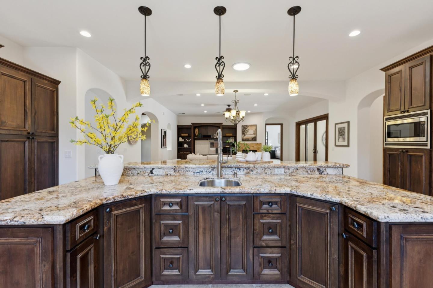 Detail Gallery Image 31 of 142 For 716 Rosewood Dr, Walnut Creek,  CA 94596 - 4 Beds | 4/1 Baths