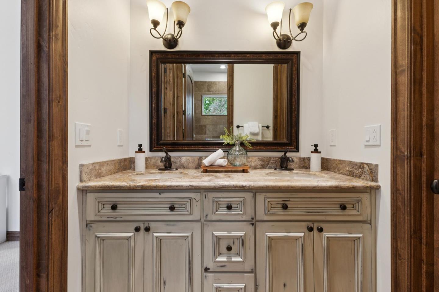 Detail Gallery Image 80 of 142 For 716 Rosewood Dr, Walnut Creek,  CA 94596 - 4 Beds | 4/1 Baths